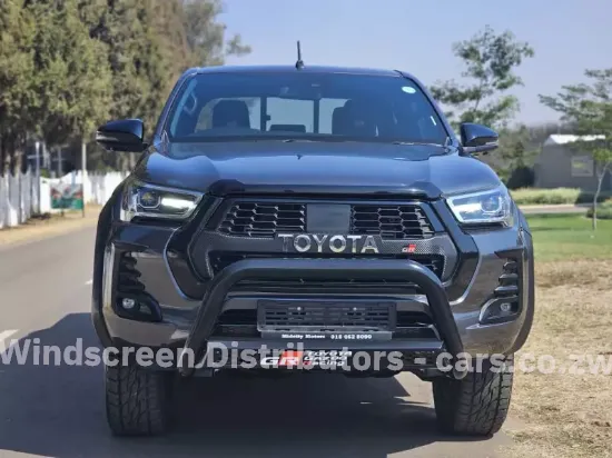 Picture of Windscreen Nissan Navara III