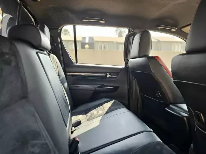 Picture of Windscreen Mercedes Benz