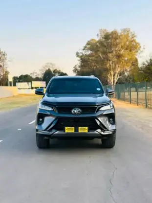Picture of Toyota Hilux 2017