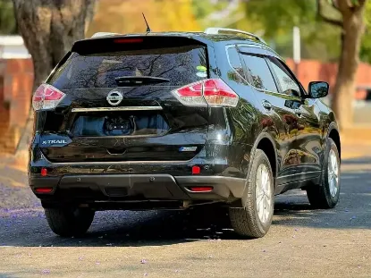 Picture of Nissan X-Trail 2015
