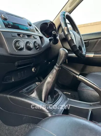Picture of Toyota Hilux 2022