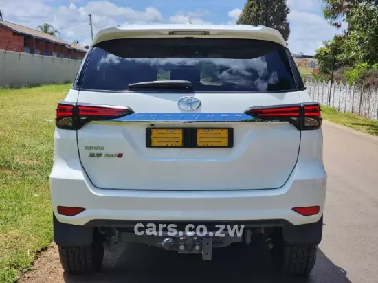 Picture of Toyota Fortuner 2018
