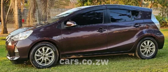 Picture of Toyota Hilux 2015