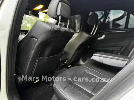 Picture of Toyota hilux 2015