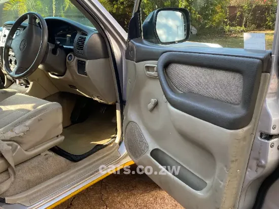 Picture of Toyota Vanguard 2013