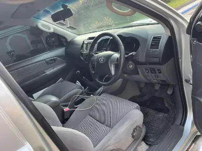 Picture of Toyota Quantum 2013
