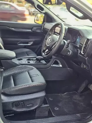 Picture of Toyota Hilux 2012