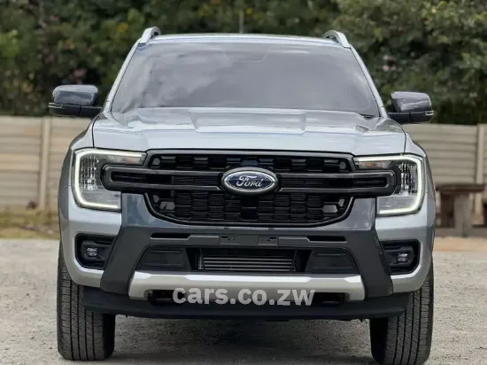 Picture of Toyota Hilux 2012