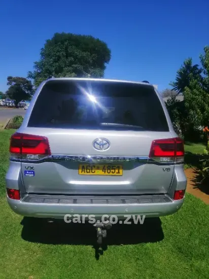 Picture of Toyota Prado 2019