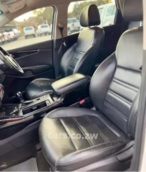 Picture of Toyota Quantum 2013
