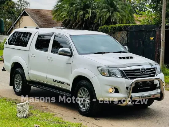 Picture of Mahindra S4 SC 2018