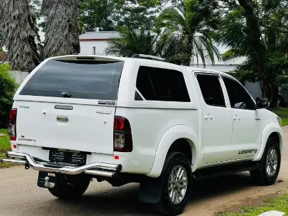 Picture of Mahindra S4 SC 2018
