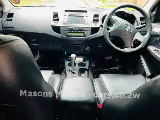 Picture of Mahindra S4 SC 2018