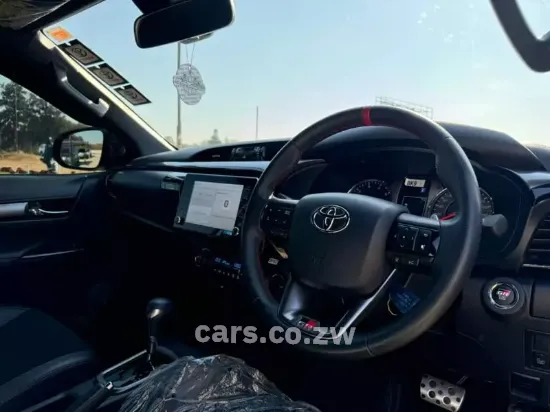 Picture of Toyota Hilux 2017