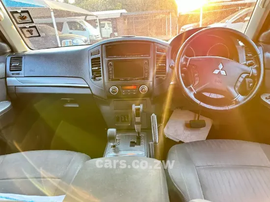 Picture of Toyota Land Cruiser 2019