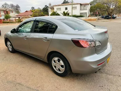Picture of Honda Grace 2016