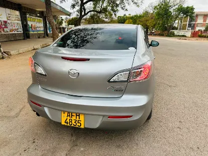 Picture of Honda Grace 2016
