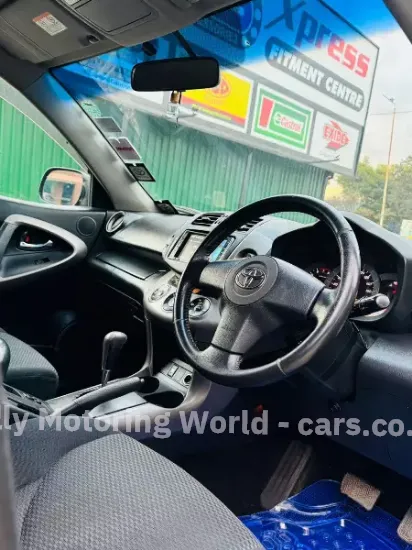 Picture of Isuzu KB250 2021