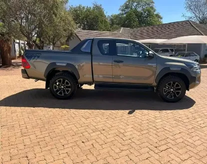 Picture of Twincab,SUV,Saloons for hire