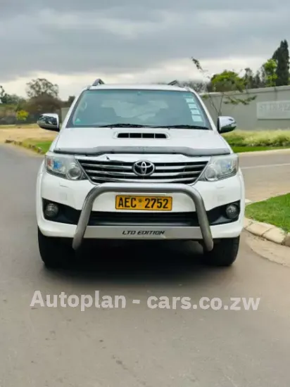 Picture of Toyota VX 2017