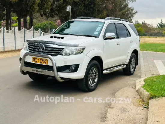 Picture of Toyota VX 2017