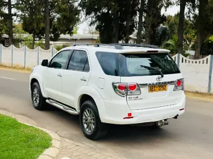 Picture of Toyota VX 2017