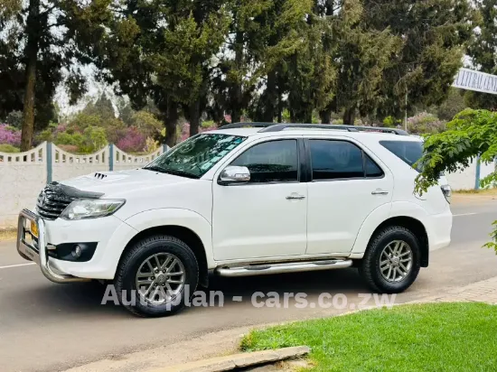 Picture of Toyota VX 2017
