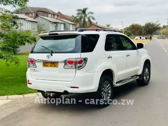 Picture of Toyota VX 2017