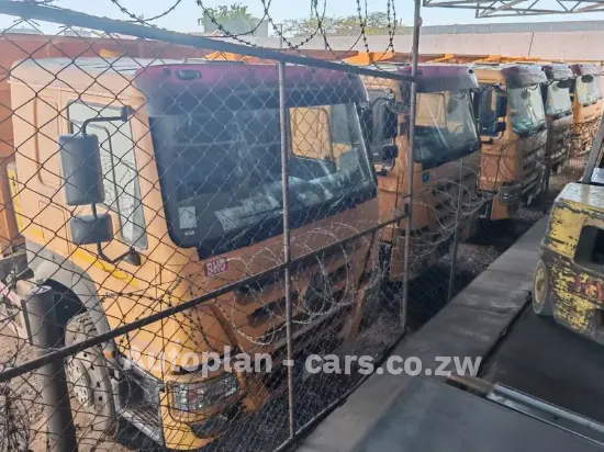 Picture of Toyota VX 2017