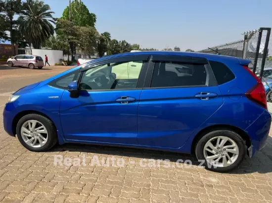 Picture of Toyota Vitz 2014