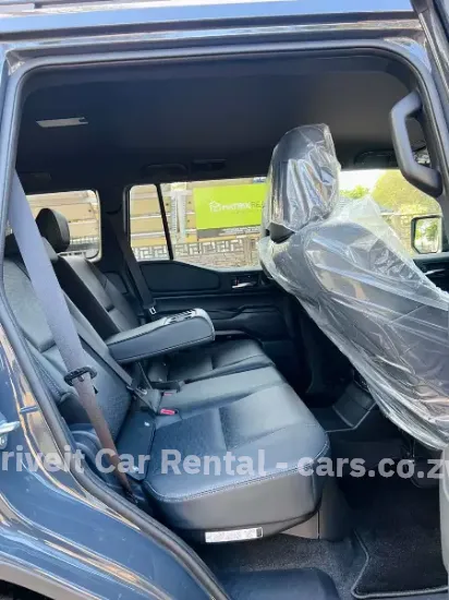 Picture of TOYOTA RAV4 5 SEATER $70
