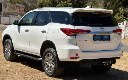 Picture of TOYOTA RAV4 5 SEATER $70