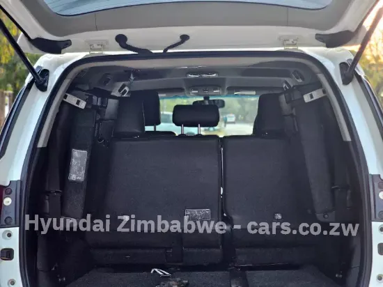 Picture of Hyundai EX8 2022