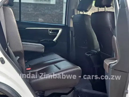 Picture of Hyundai EX8 2022