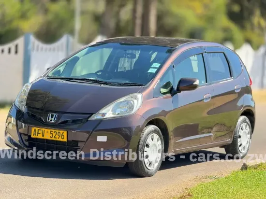 Picture of Windscreen Nissan ATLAS/Cabstar