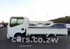 Picture of Toyota Fortuner 2010
