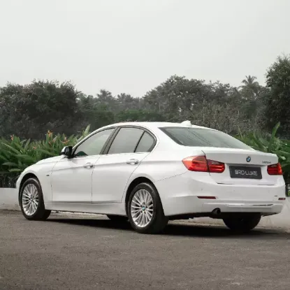 Picture of BMW 3 Series 2023